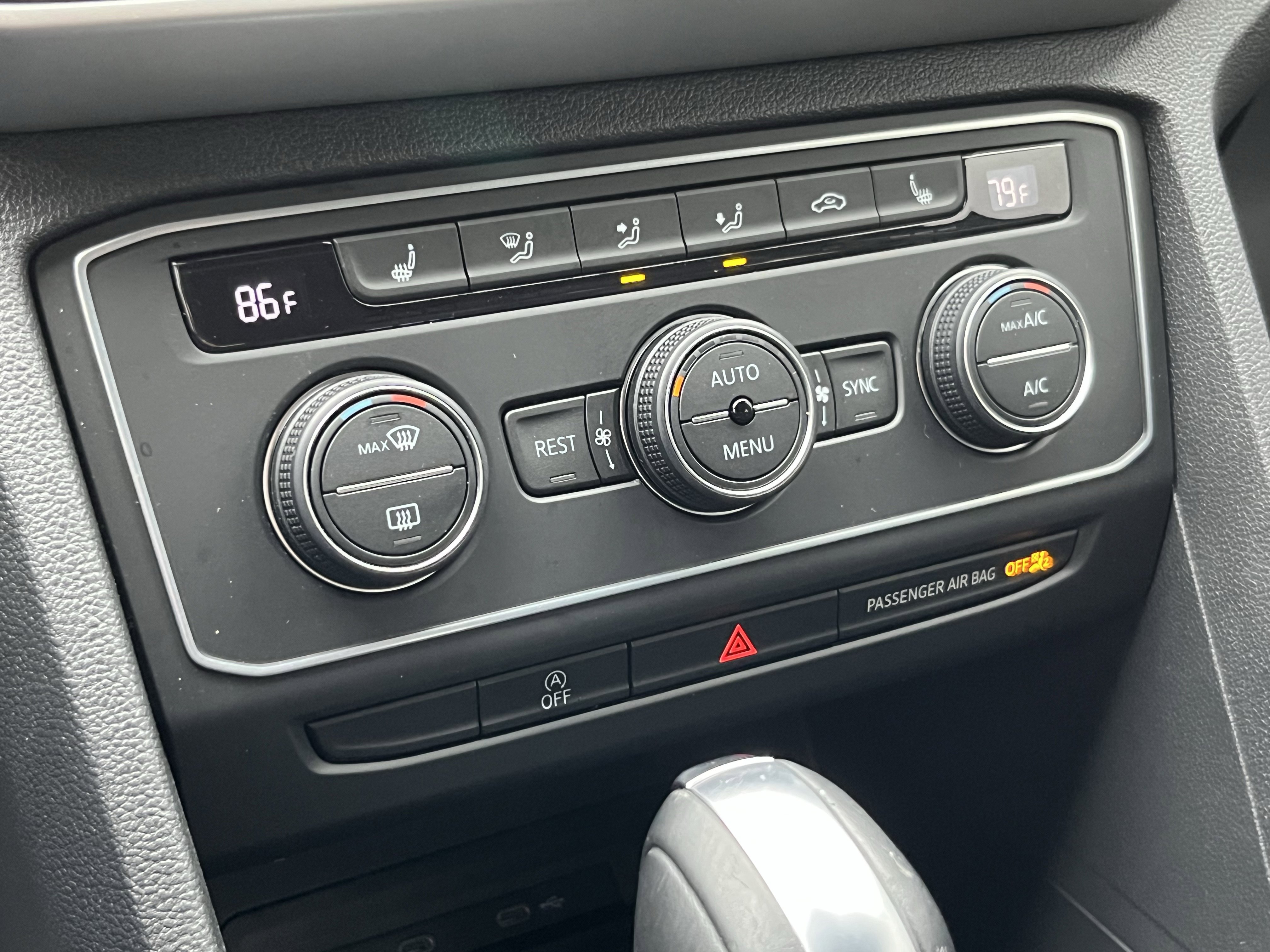 Used 2021 Volkswagen Atlas SE image 30