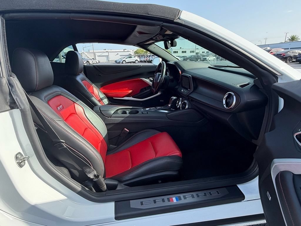 Used 2021 Chevrolet Camaro SS RWD image 14