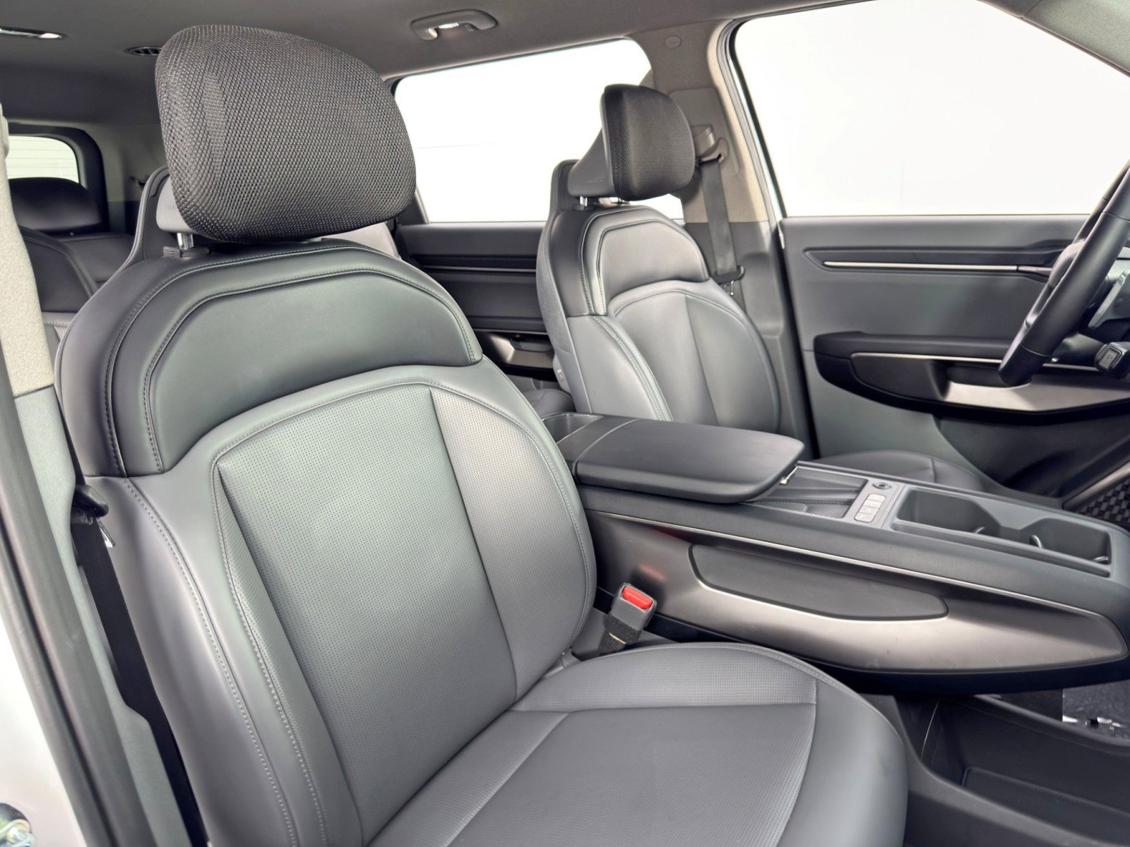 Used 2024 Kia EV9 Light Long Range image 38