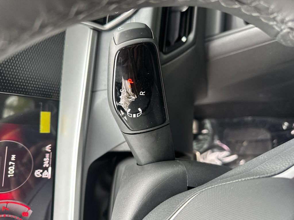 New 2026 Volkswagen Tiguan SE R-Line AWD/4WD image 13