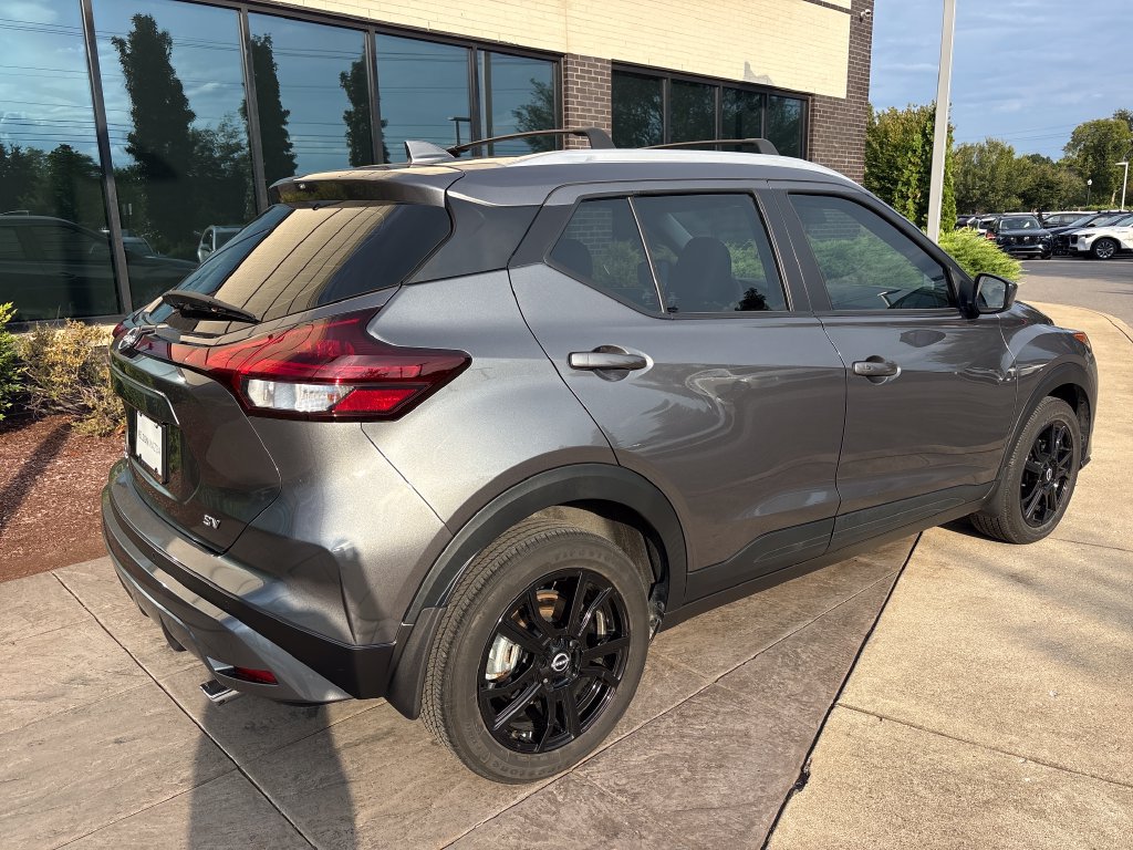 Used 2024 Nissan Kicks SV w/ Exterior Package FWD image 5