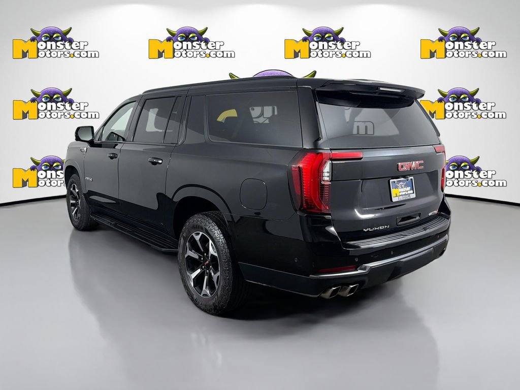 Used 2025 GMC Yukon XL AT4 image 7