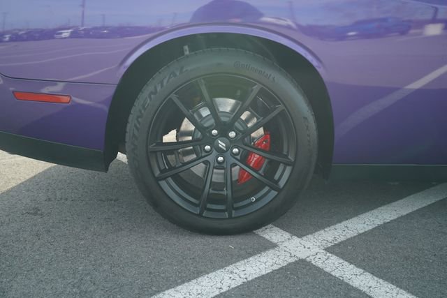 Used 2023 Dodge Challenger R/T w/ Plus Package image 38