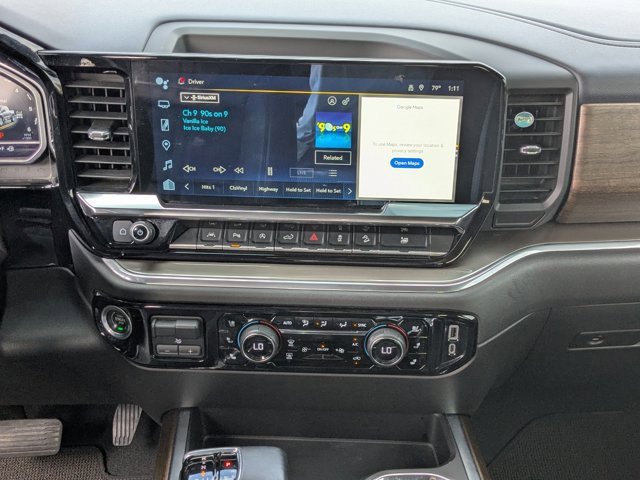 Used 2022 Chevrolet Silverado 1500 High Country w/ Technology Package image 18