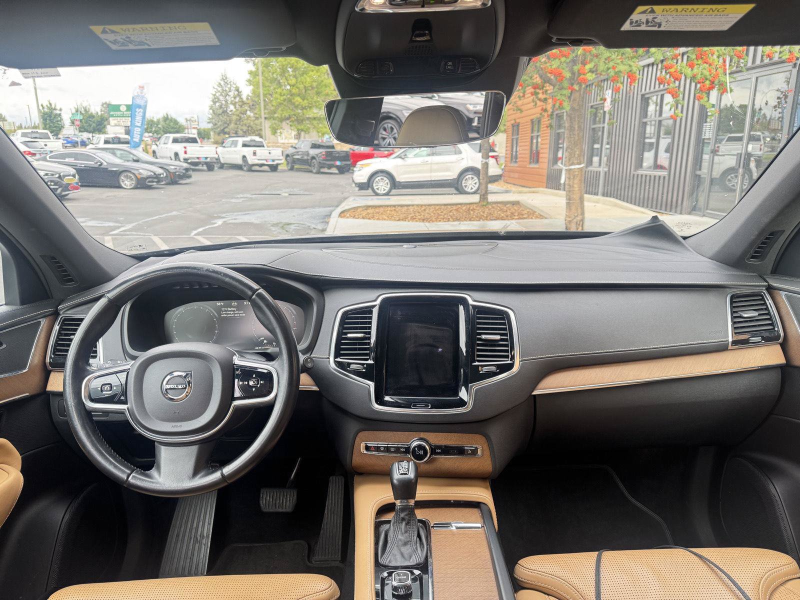 Used 2017 Volvo XC90 T6 Inscription w/ Vision Package AWD/4WD image 13