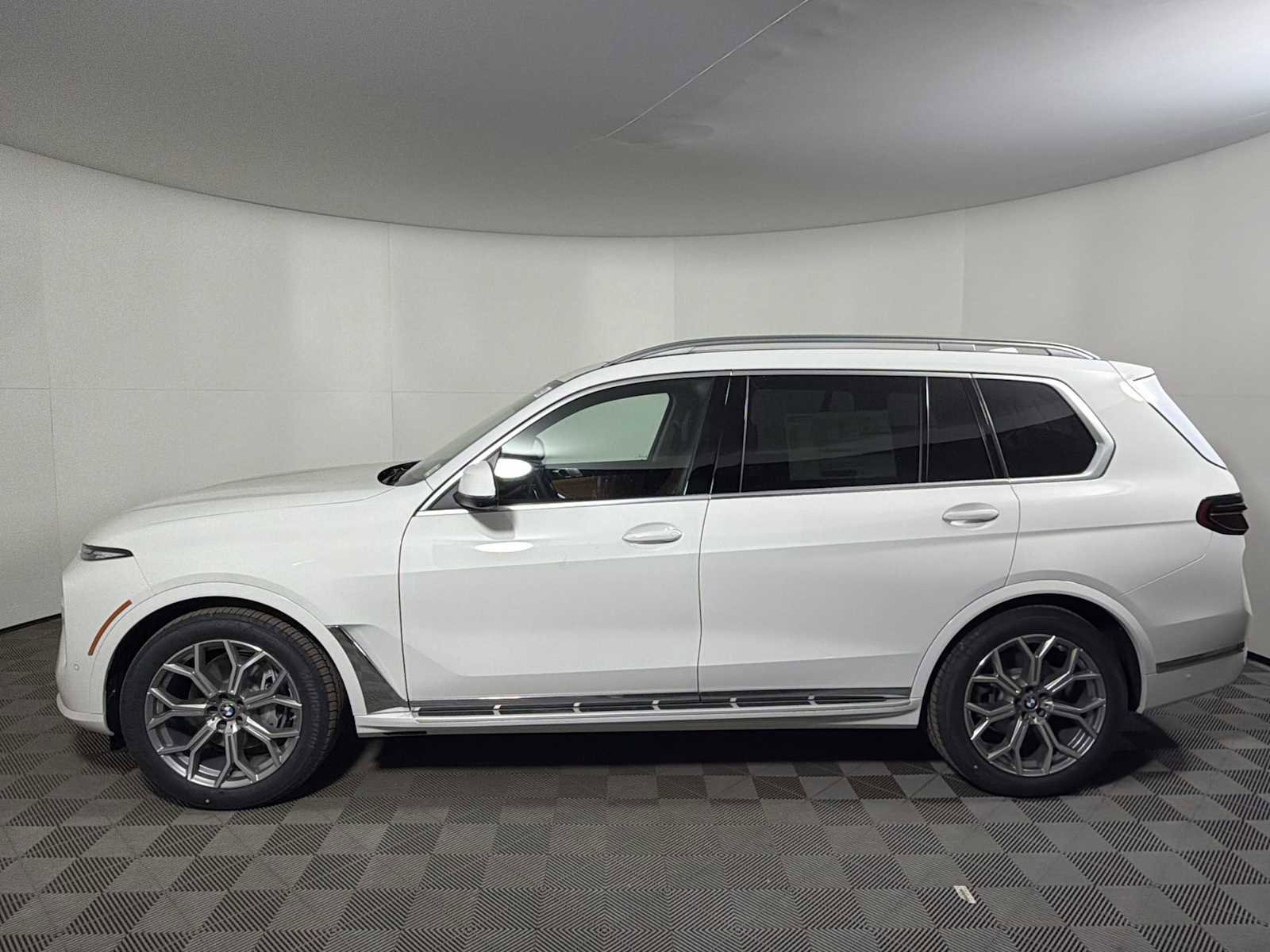 New 2026 BMW X7 xDrive40i image 4