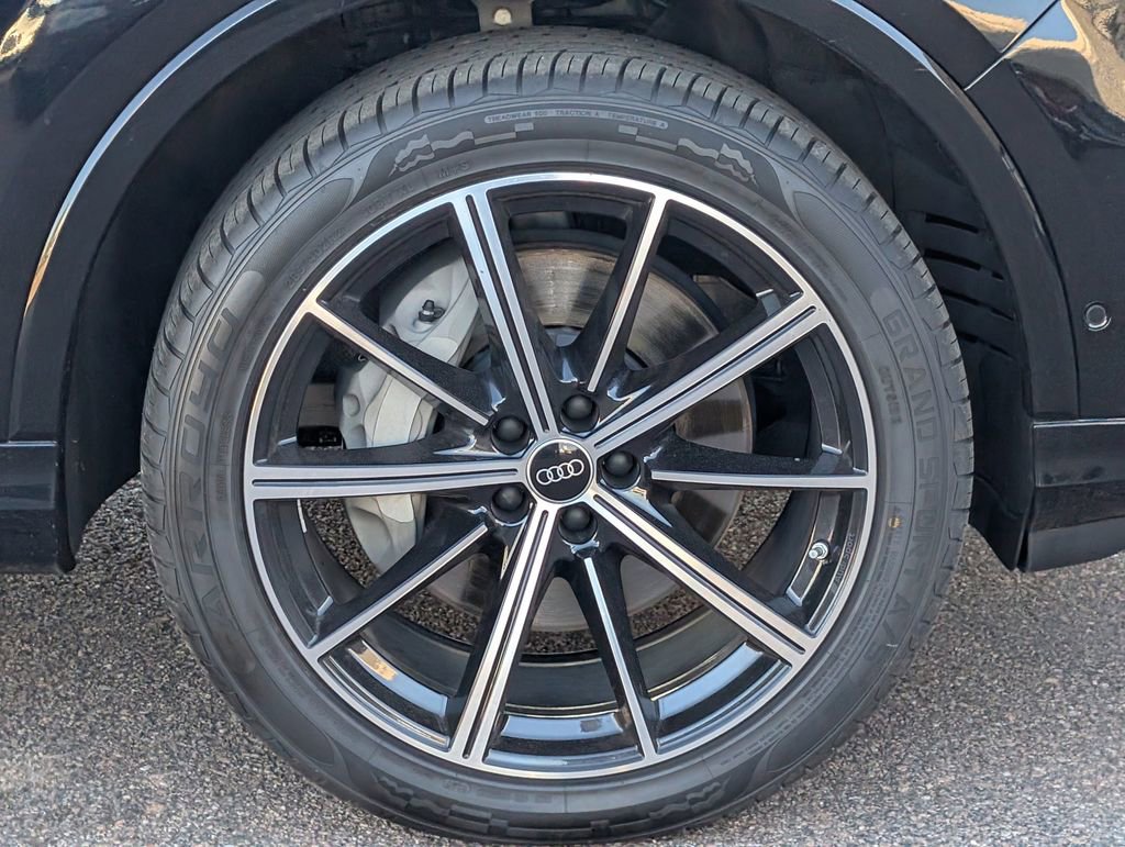 Used 2023 Audi Q7 3.0T Premium Plus image 10