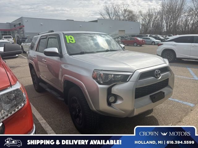 Used 2019 Toyota 4Runner SR5 image 1