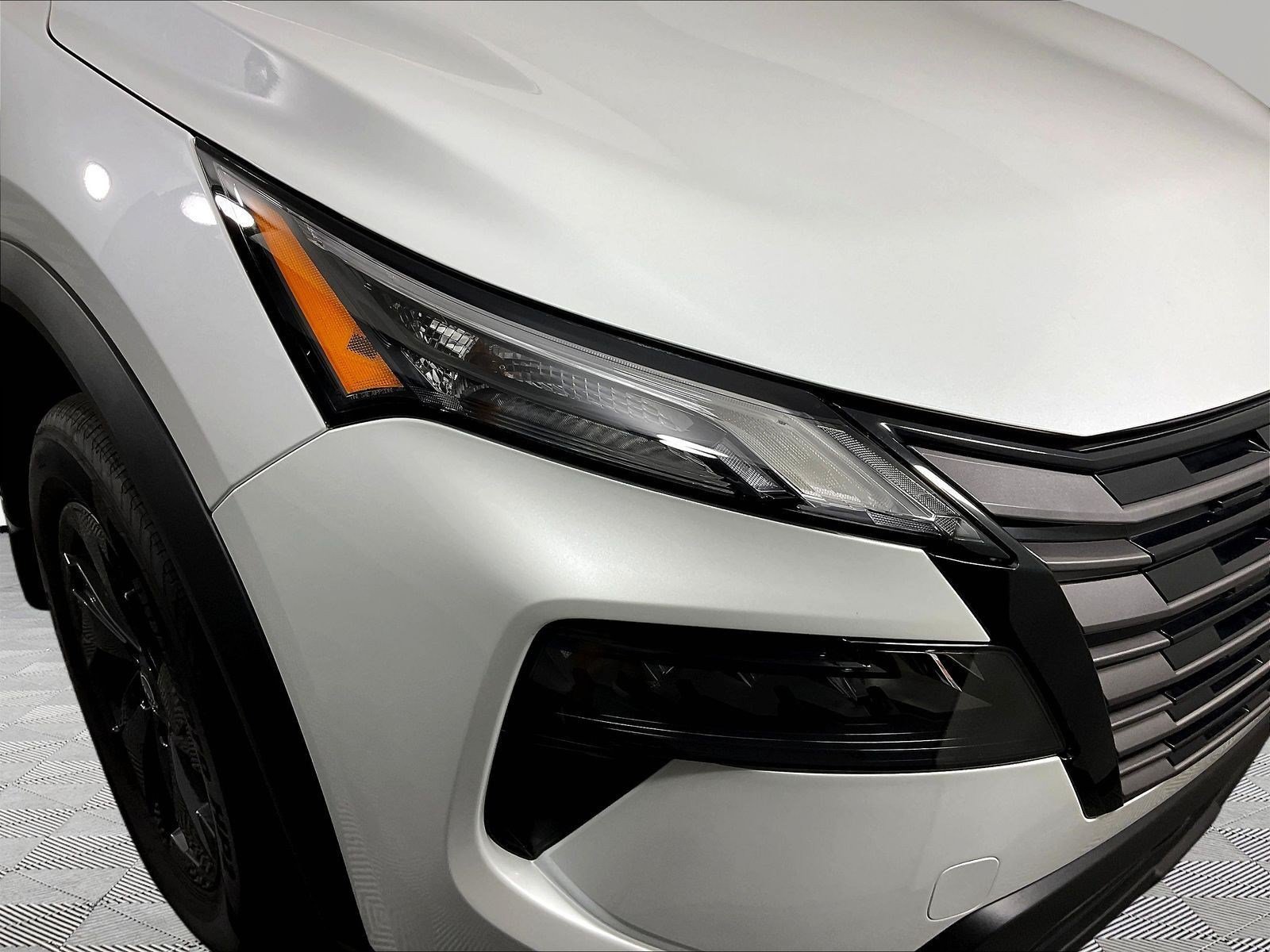 New 2026 Nissan Rogue SV AWD/4WD image 8