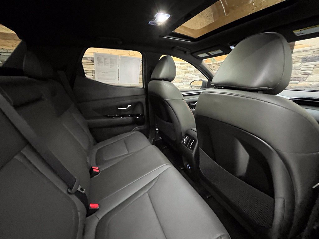 Used 2024 Hyundai Santa Cruz Limited AWD/4WD image 40