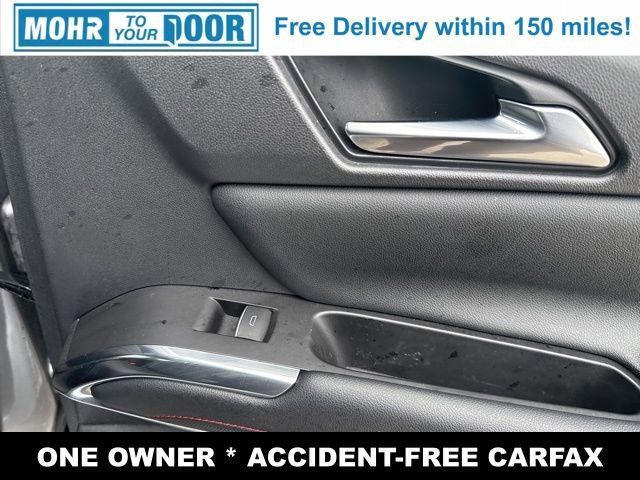 Used 2025 Chevrolet Traverse RS image 29