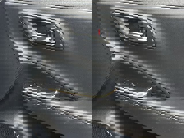 Used 2023 Toyota Crown XLE image 28