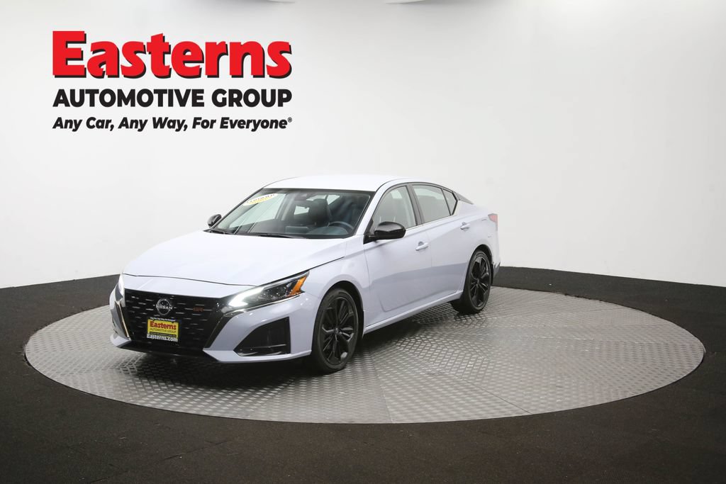 Used 2023 Nissan Altima 2.5 SR FWD image 58