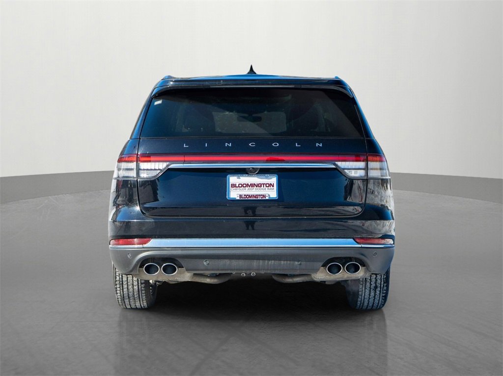 Used 2024 Lincoln Aviator Reserve AWD/4WD image 6