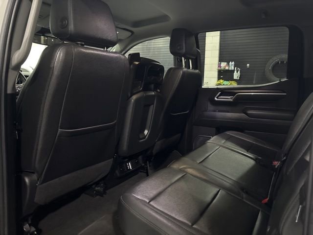 Used 2025 GMC Sierra 1500 SLT image 30