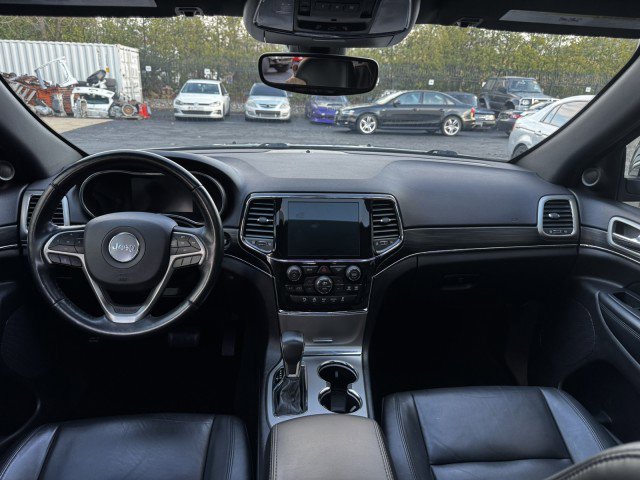 Used 2021 Jeep Grand Cherokee Limited image 15