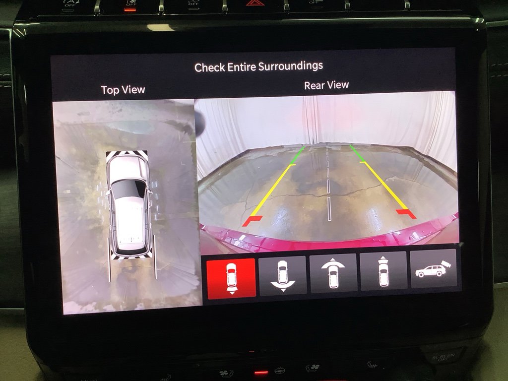 Used 2025 Jeep Grand Cherokee L Limited w/ Luxury Tech Group II image 21