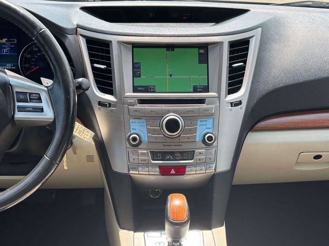 Used 2014 Subaru Outback 2.5i Limited AWD/4WD image 25