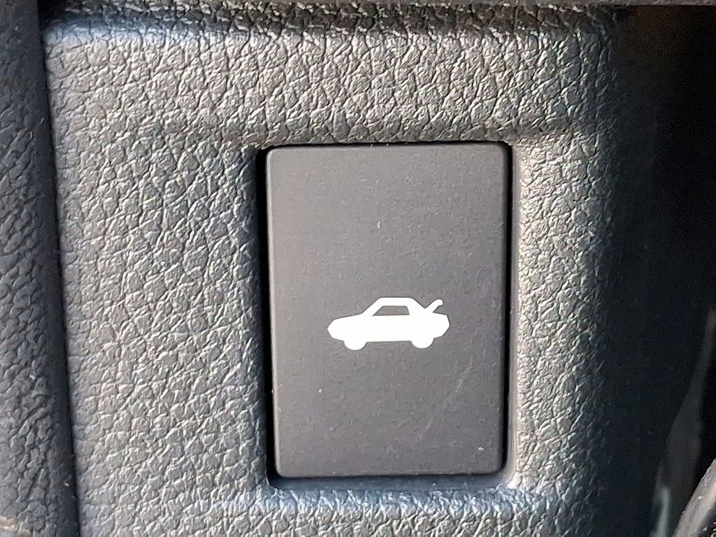 Used 2023 Honda Accord EX image 26