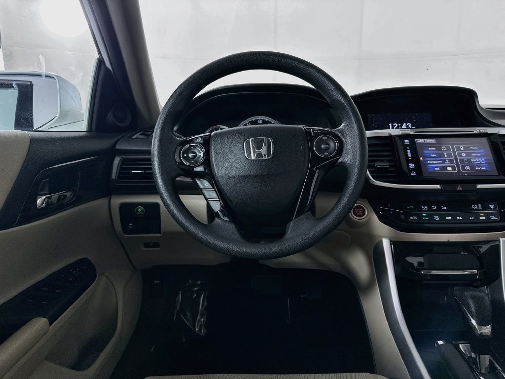 Used 2016 Honda Accord EX image 25