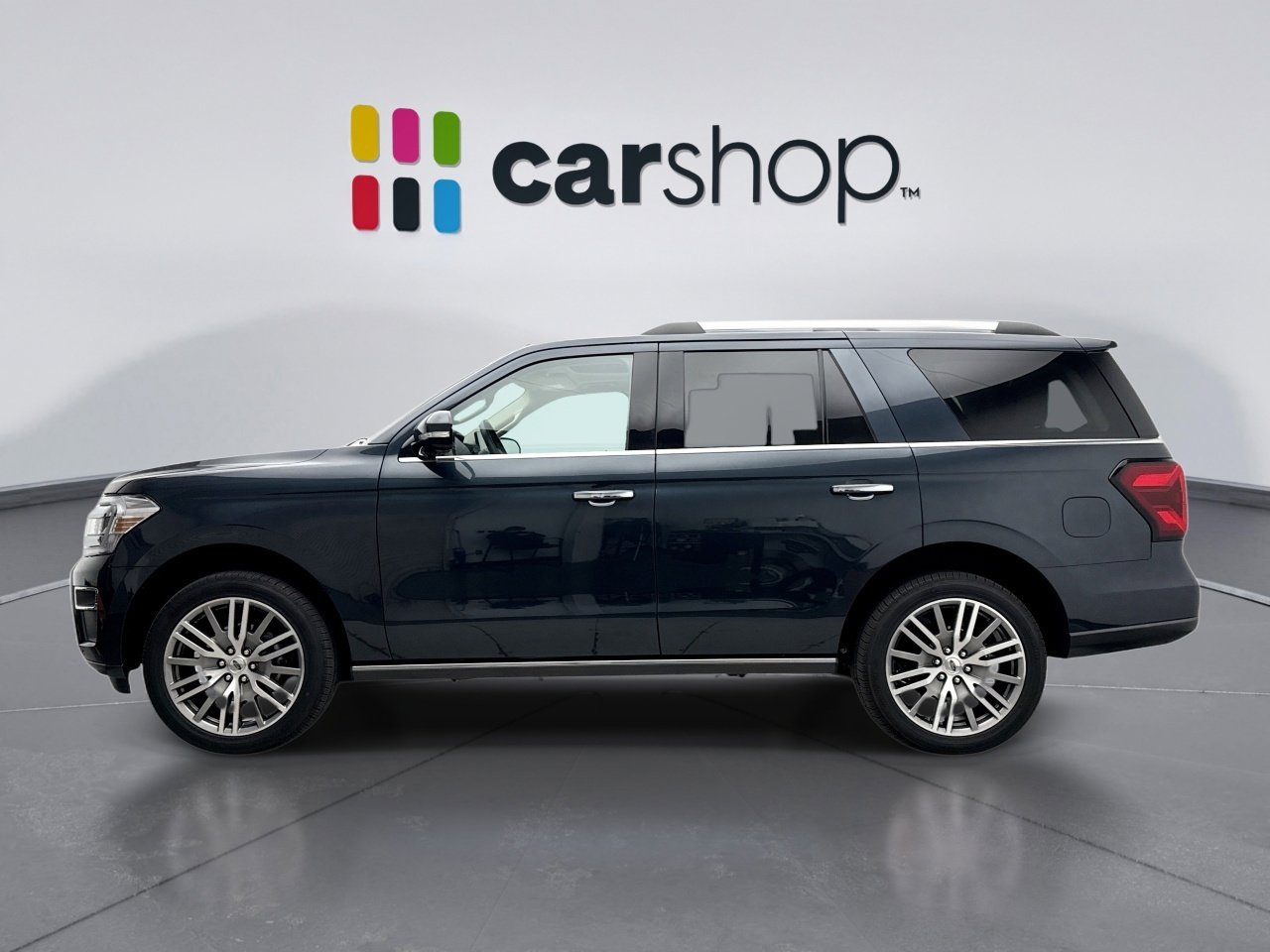 Used 2022 Ford Expedition Limited image 2