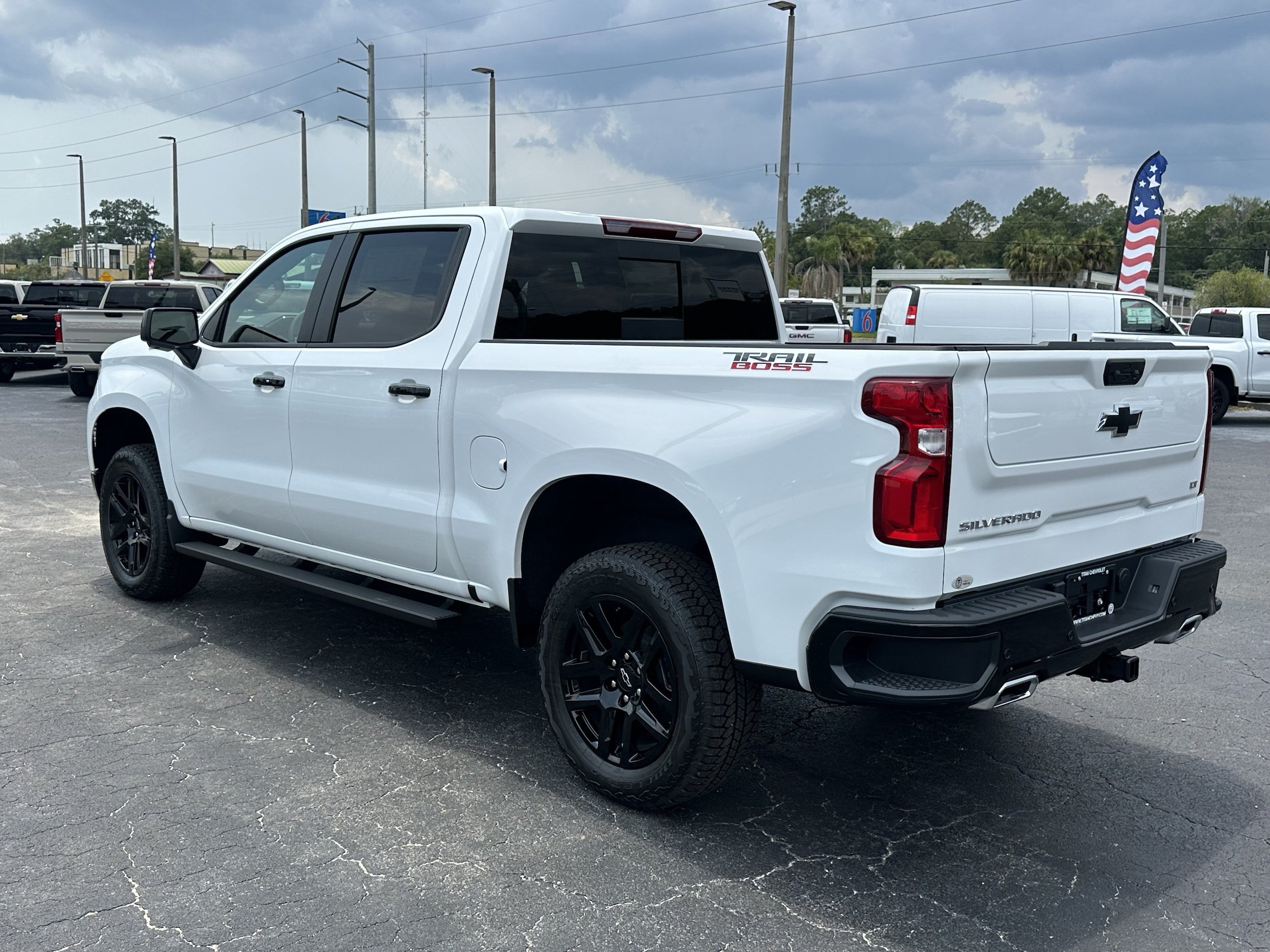 New 2026 Chevrolet Silverado 1500 LT Trail Boss w/ LT Trail Boss Premium Package AWD/4WD image 4