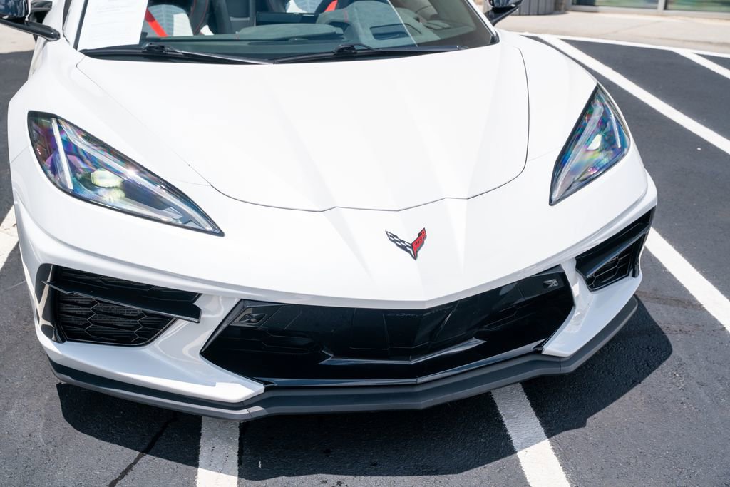 Used 2023 Chevrolet Corvette Stingray Premium Conv w/ Z51 Performance Package RWD image 5