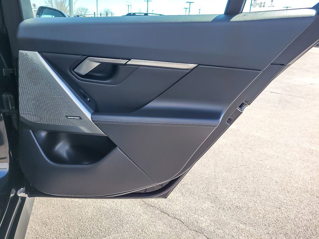 Used 2024 BMW 530i xDrive w/ M Sport Package image 19