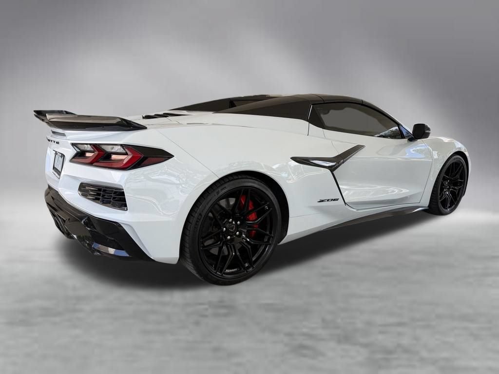 Used 2024 Chevrolet Corvette Z06 w/ Stealth Interior Trim Package RWD image 3