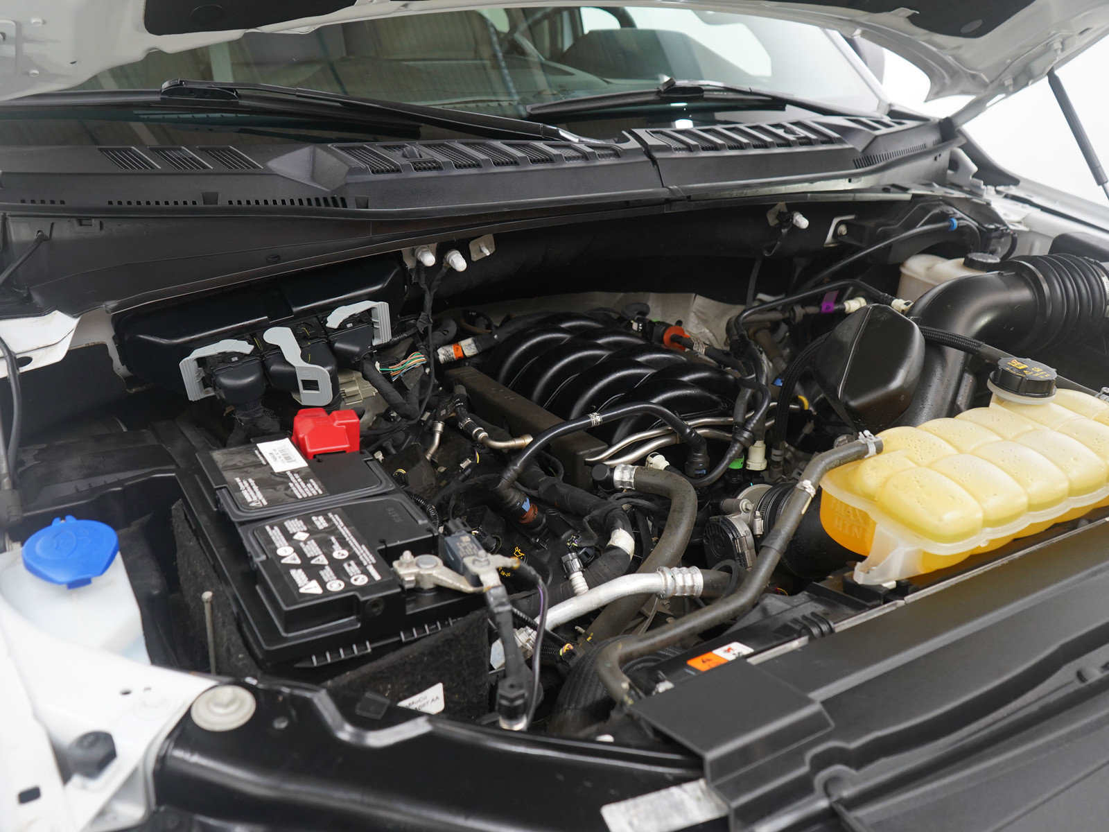 Used 2020 Ford F150 XLT image 30