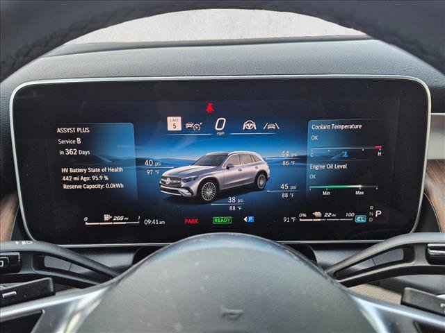 Used 2026 Mercedes-Benz GLC 350e 4MATIC image 11