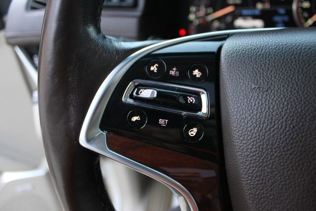 Used 2015 Cadillac Escalade ESV Premium AWD/4WD image 12