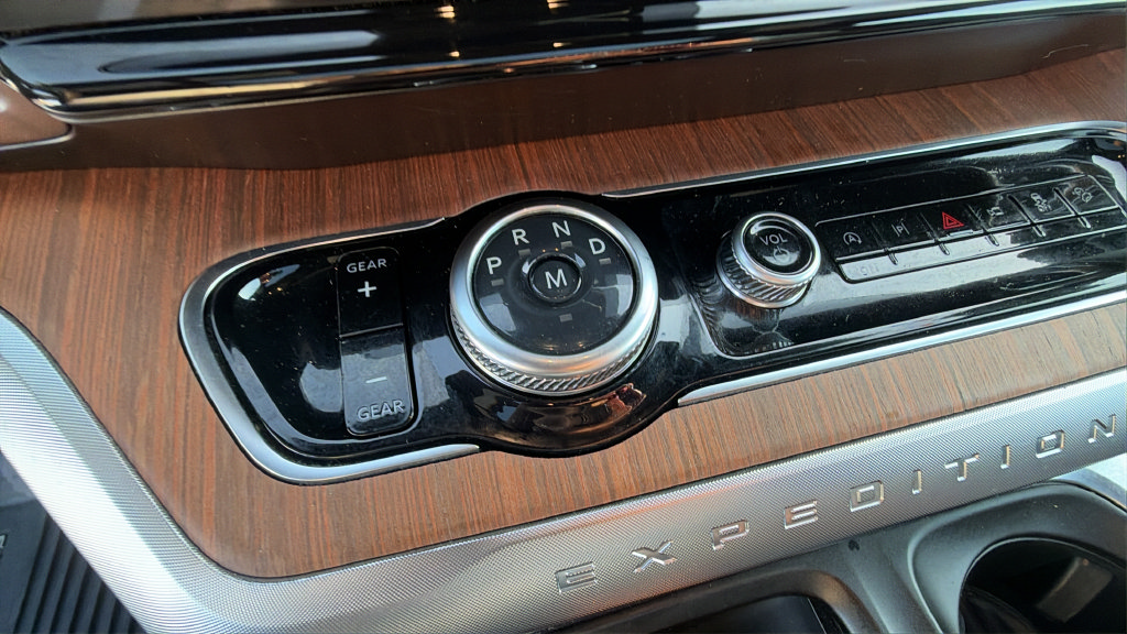 Certified 2025 Ford Expedition King Ranch AWD/4WD image 20