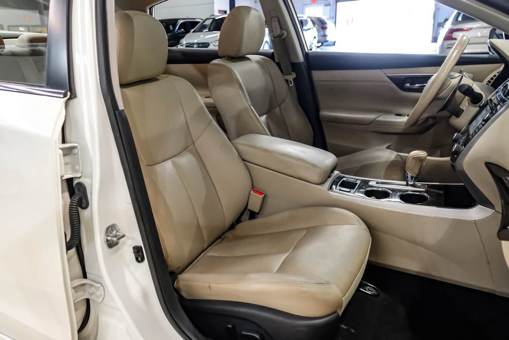 Used 2015 Nissan Altima 3.5 SL FWD image 34