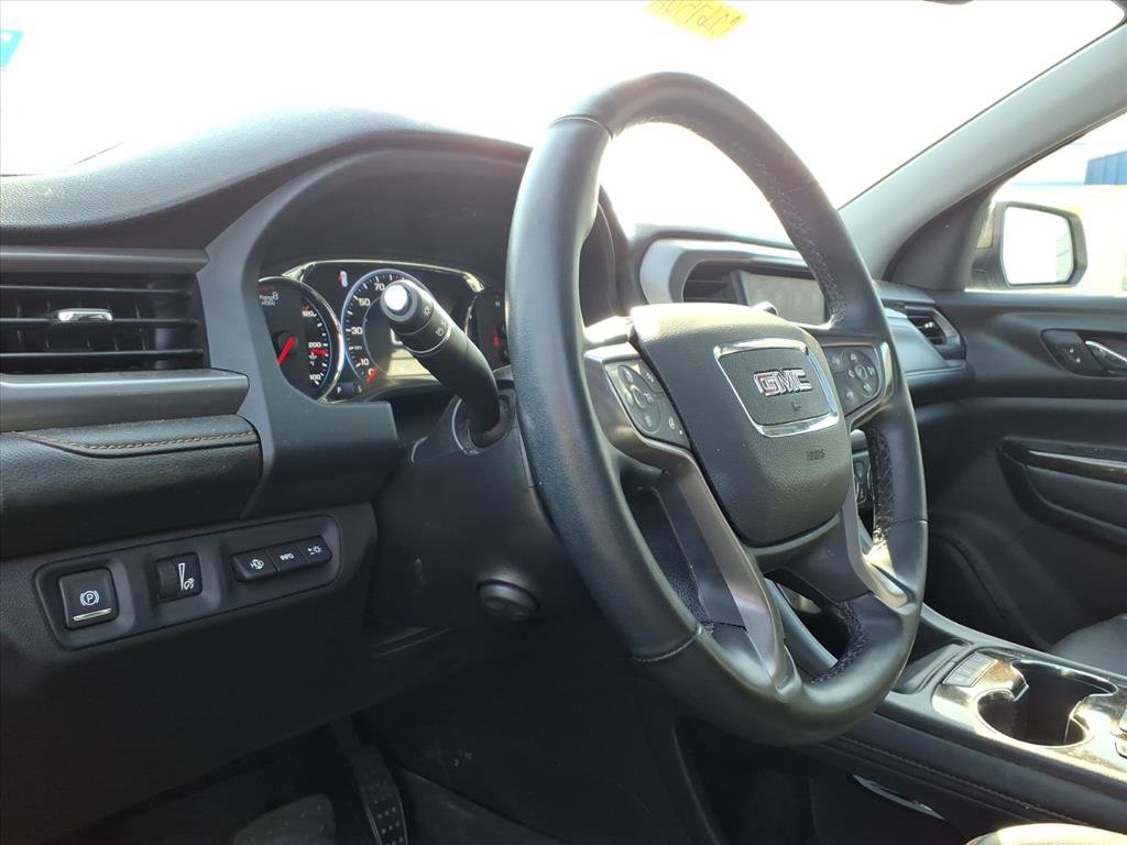 Used 2023 GMC Acadia AT4 w/ Technology Package image 8