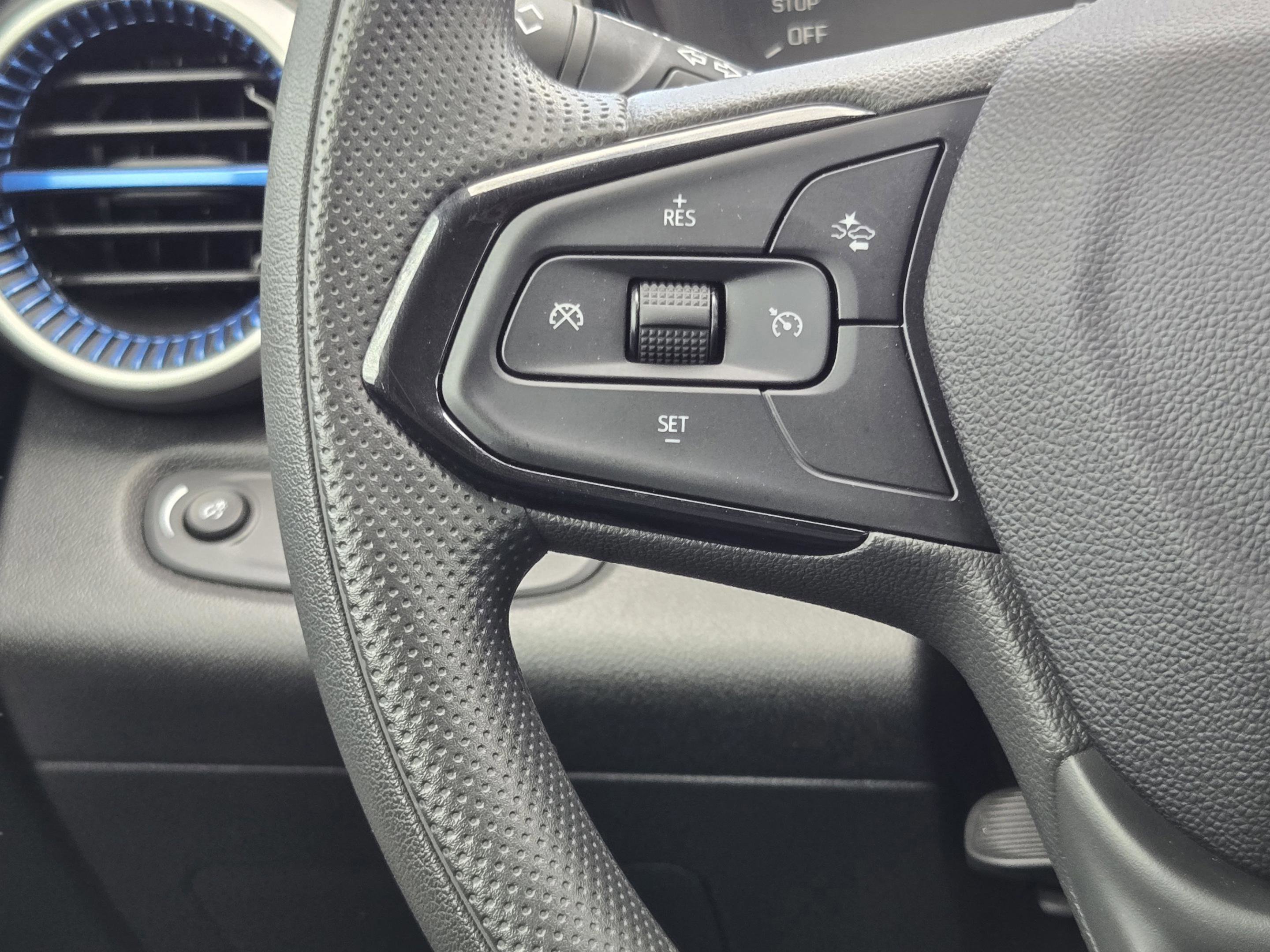 Used 2025 Chevrolet Trax LS w/ LS Convenience Package FWD image 24