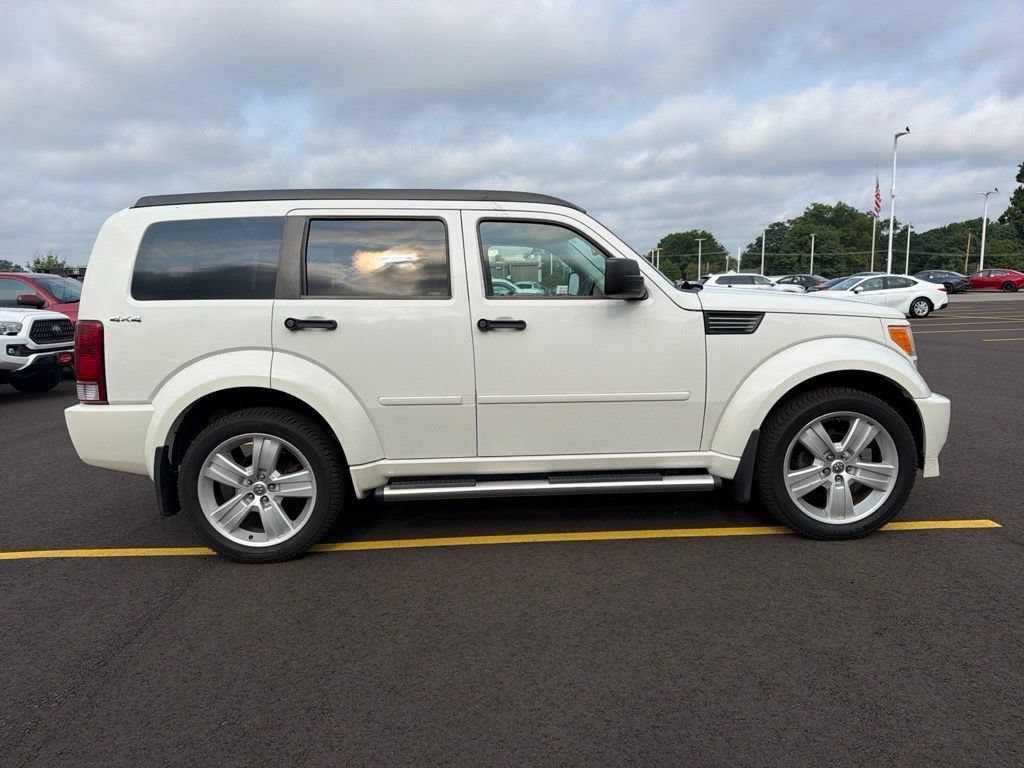 Used 2010 Dodge Nitro Shock w/ Chrome Accents Group AWD/4WD image 3