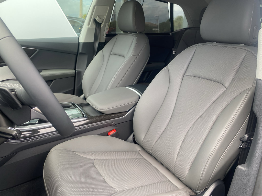 New 2025 Audi Q8 Premium Plus image 13
