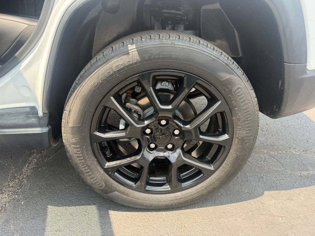 Used 2022 Jeep Compass Latitude AWD/4WD image 33