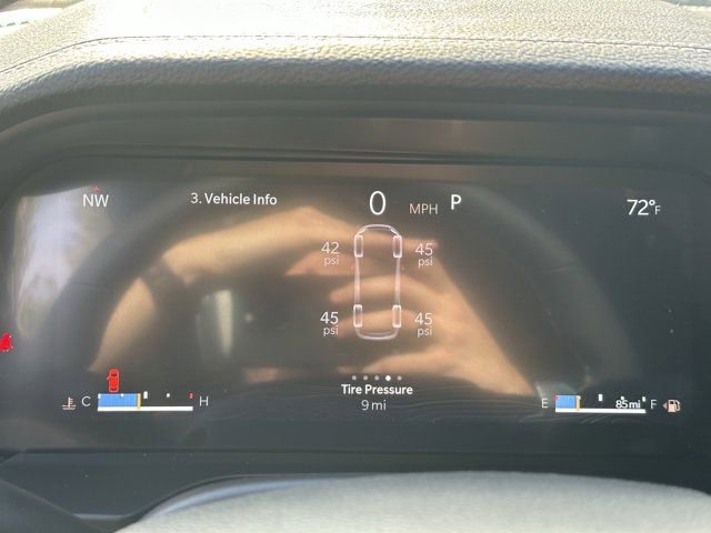 New 2025 Jeep Grand Cherokee L Limited w/ Luxury Tech Group II image 24