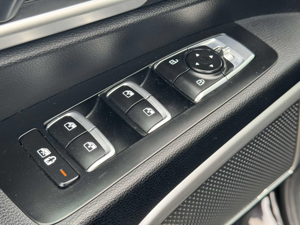 Used 2021 Kia Telluride S AWD/4WD image 16