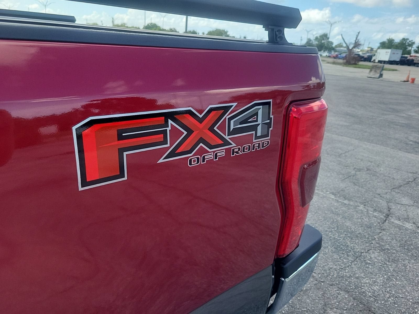 Used 2019 Ford F250 Lariat w/ Lariat Ultimate Package AWD/4WD image 11