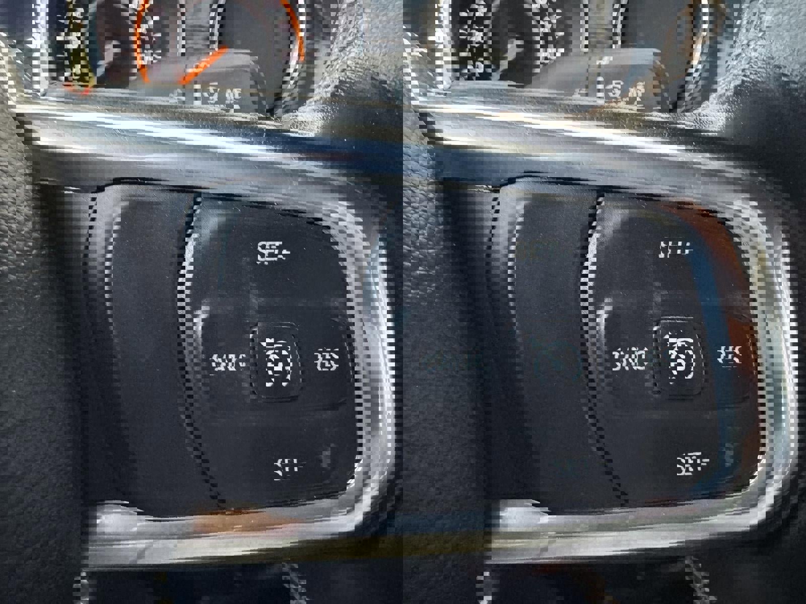 Used 2021 Jeep Gladiator Overland image 16