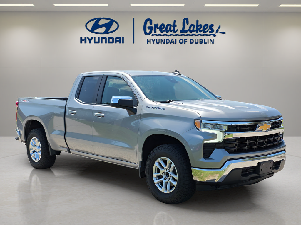 Used 2024 Chevrolet Silverado 1500 LT AWD/4WD image 7