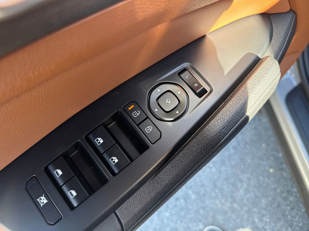 New 2026 Kia Sportage X-Line w/ X-Line Technology Package image 11