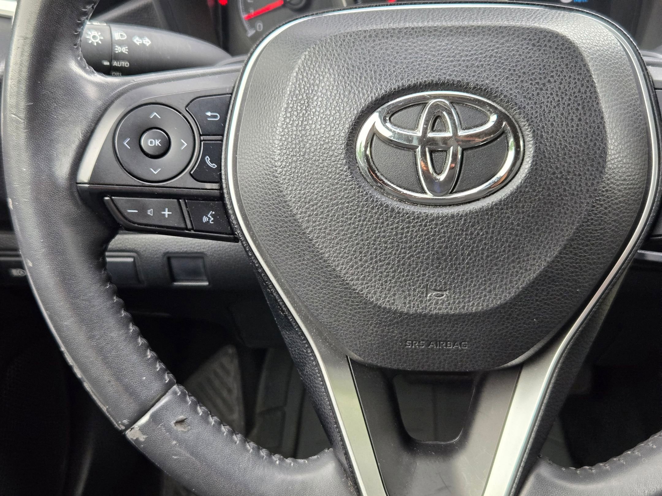Used 2020 Toyota Corolla SE FWD image 21