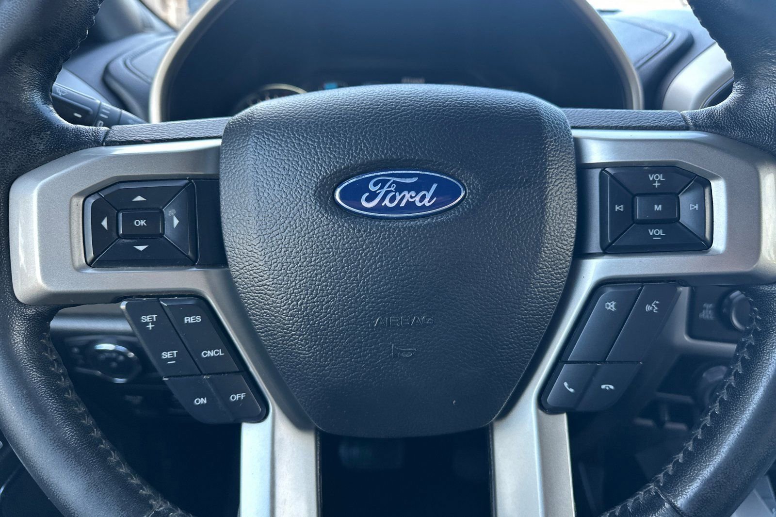 Used 2020 Ford F150 Lariat AWD/4WD image 25