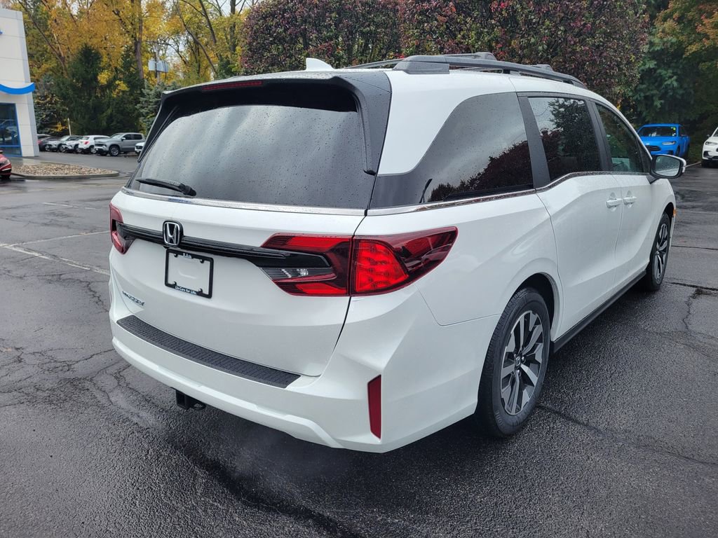 New 2026 Honda Odyssey EX-L image 3