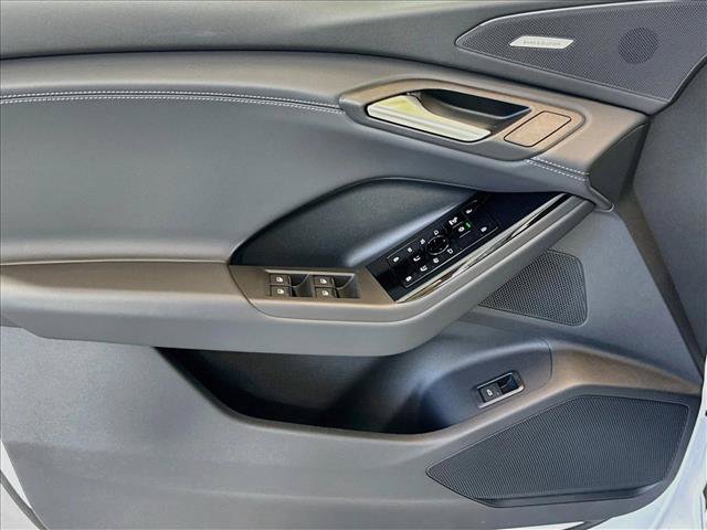 New 2027 Audi SQ6 e-tron Premium Plus AWD/4WD image 15