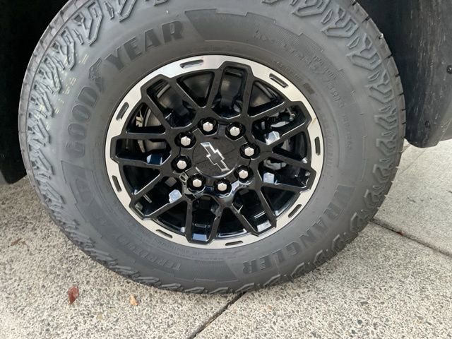 New 2026 Chevrolet Silverado EV Trail Boss image 13